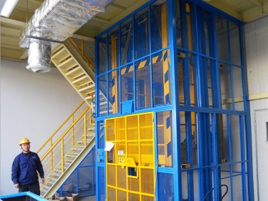 標(biāo)準(zhǔn)型升降機(jī) 智能控制系統(tǒng)升降平臺 無基坑操作簡易升降機(jī)