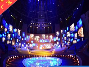 華楠駿業(yè) 定制華麗舞臺(tái) 液壓舞臺(tái)