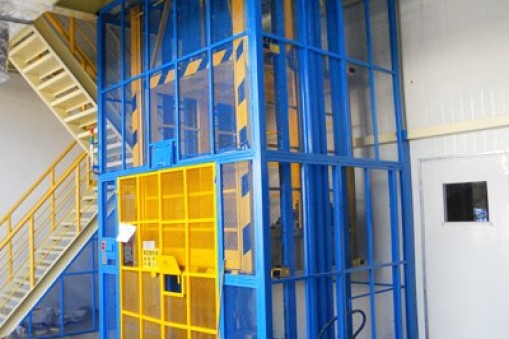 升降貨梯的使用需要注意頻率方面問題