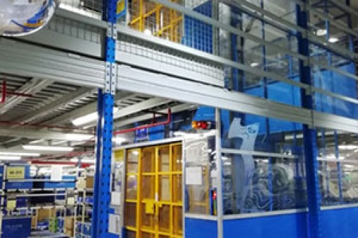 升降機(jī)平臺(tái)采用電壓檔檢測(cè)分析故障問(wèn)題