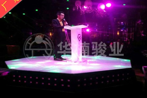 佛山升降舞臺(tái)價(jià)格表報(bào)價(jià)