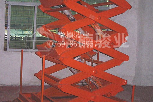 【華楠駿業(yè)】如何安裝固定剪叉式液壓升降平臺