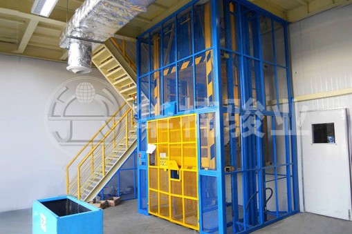 東莞直頂式升降機設(shè)計精良值得選購 