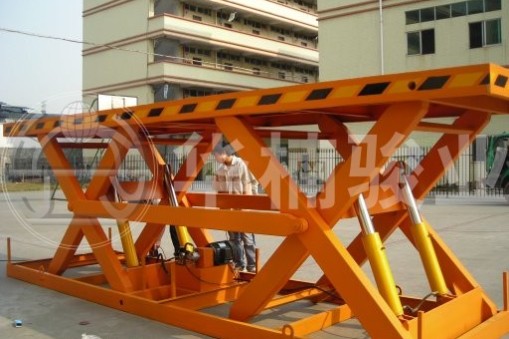 泉州液壓升降貨梯價格表及購買指導 