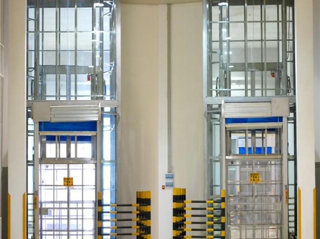 定做特殊升降機