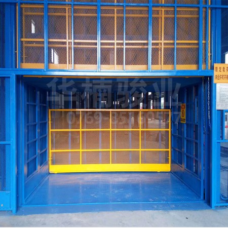 紡織行業(yè)專用升降機