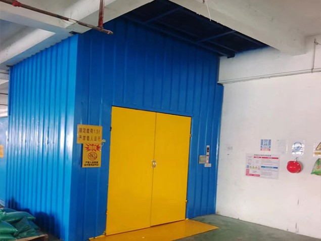 廠家定做簡(jiǎn)易升降機(jī)