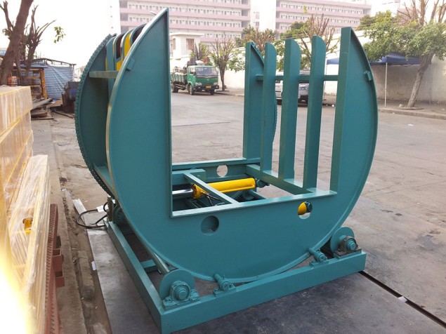 定做大型  180度翻板機(jī)