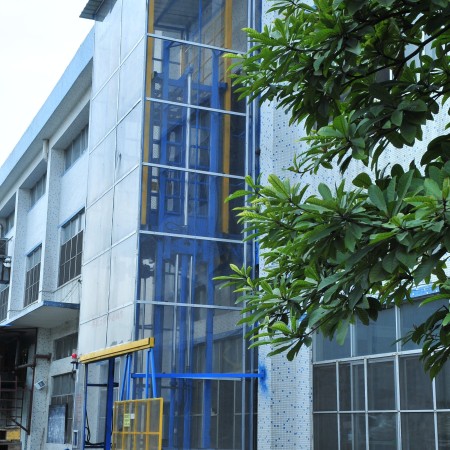 現(xiàn)代家居升降機(jī)安裝