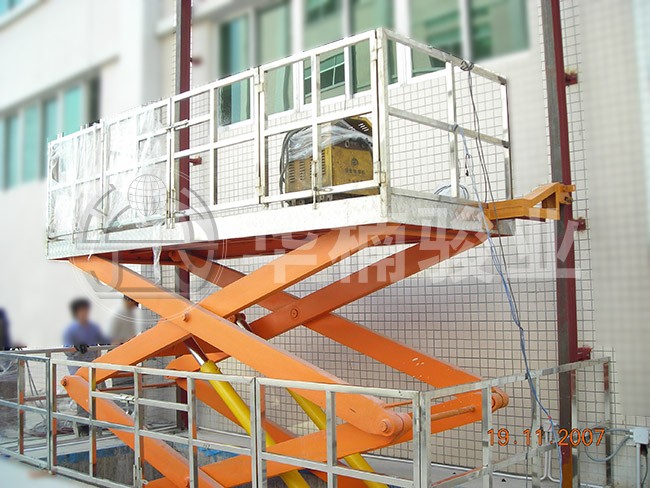 定做液壓升降機(jī)通常需要考慮哪些因素