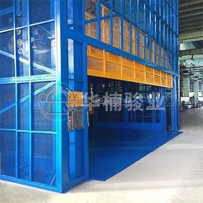 超高大型重載直頂式升降臺系列 超高大型重載直頂式升降臺系列