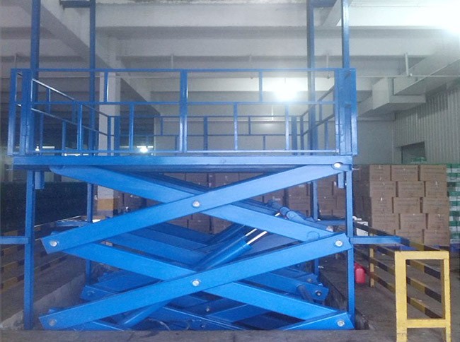 黑龍江升降機廠家、導軌式升降平臺廠家